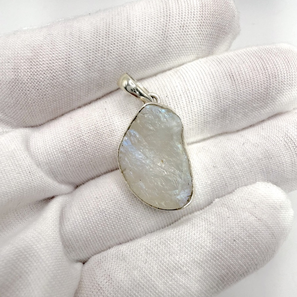 Rainbow Moonstone Rough .925 Sterling Silver Pendant - Picture 3 of 16